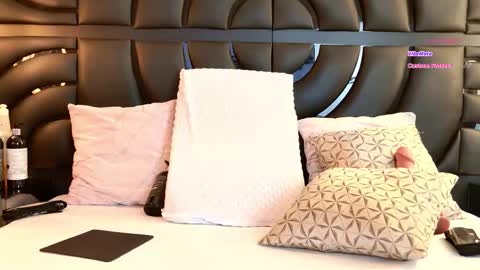 Iris online show from March 10, 7:29 pm