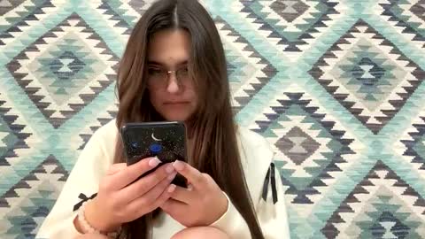 irisss31 online show from December 18, 1:06 pm