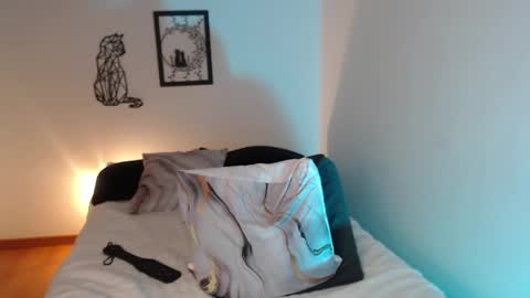 Snapshot of irisvelez chatting on October 6, 8:37 pm Iris online show from October 6, 8:37 pm