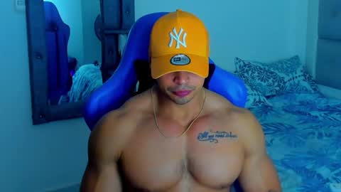 Snapshot of iron_coleman chatting on October 1, 3:55 pm Iron online show from October 1, 3:55 pm