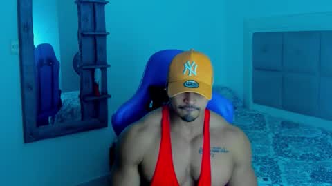 Snapshot of iron_coleman chatting on September 15, 11:39 pm Iron online show from September 15, 11:39 pm