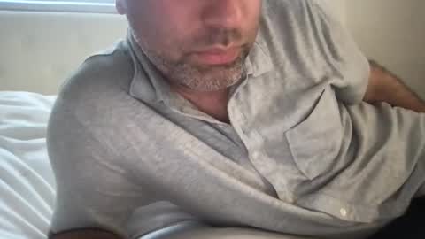 here to pleaz online show from February 21, 1:00 am