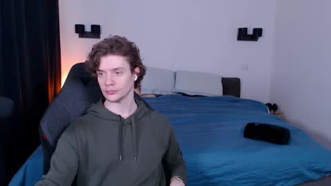 Sam online show from February 11, 8:34 pm