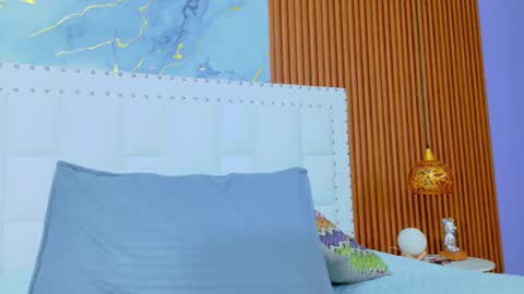 Sandy  online show from November 19, 12:48 pm