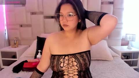 isa  rose online show from October 20, 12:10 pm