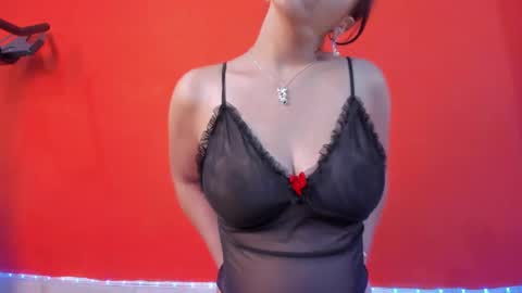 Snapshot of isa_kis_1 chatting on February 25, 11:54 am Isabella online show from February 25, 11:54 am