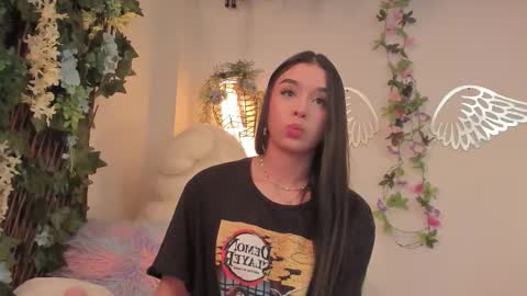 Snapshot of isa_nixon chatting on September 22, 10:58 pm Isabella online show from September 22, 10:58 pm