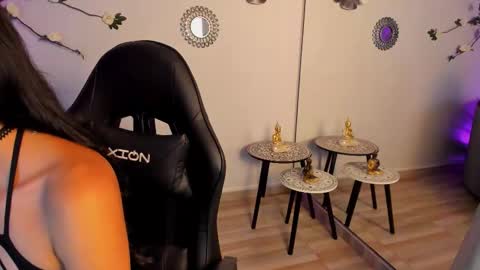 Snapshot of isa_rouse__ chatting on September 14, 2:36 am ISA ROUSE online show from September 14, 2:36 am