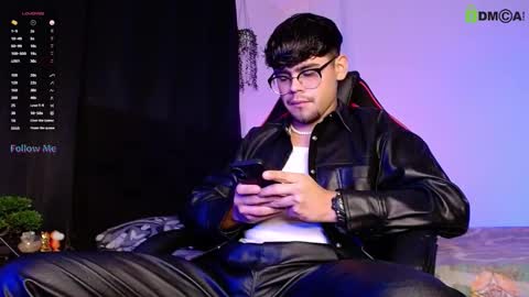 Isaac Saenz. online show from November 9, 1:53 am