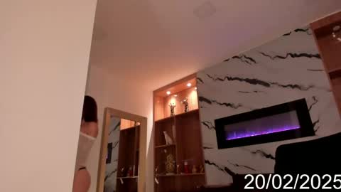 Isabel online show from February 20, 5:12 am