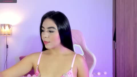 Isabel  online show from December 21, 12:39 am