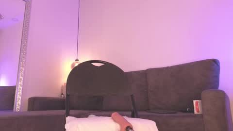 Isabela online show from December 22, 12:34 pm