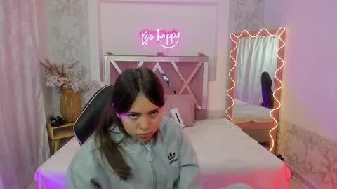 ISABELA  online show from January 12, 11:39 am