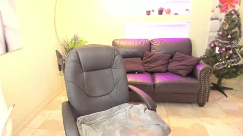 Isabela online show from January 11, 1:53 pm