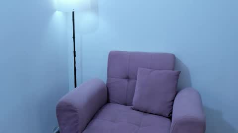 Snapshot of isabella_jones9 chatting on October 3, 11:57 pm ISABELLA online show from October 3, 11:57 pm
