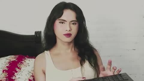 isabella online show from January 18, 5:11 pm