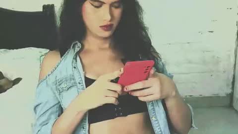 isabella online show from January 13, 5:21 pm