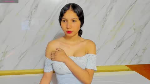isabella_motero online show from October 21, 12:54 pm