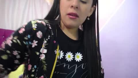Snapshot of isabella_nice_ chatting on September 30, 2:38 pm abby online show from September 30, 2:38 pm