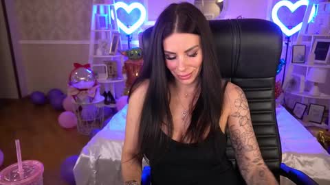 Marina online show from February 10, 4:47 pm