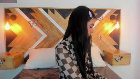 Snapshot of isabellamarinny chatting on October 6, 11:39 am Isabella online show from October 6, 11:39 am