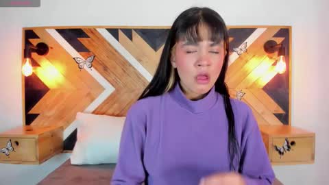 Snapshot of isabellamarinny chatting on October 1, 12:15 pm Isabella online show from October 1, 12:15 pm