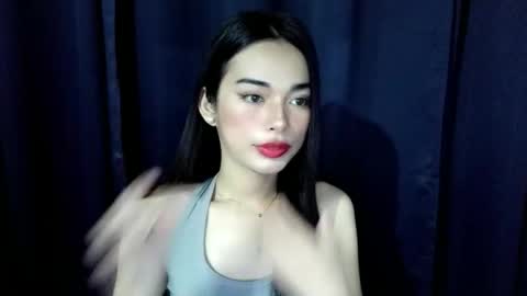 Isabelle online show from October 3, 1:30 pm