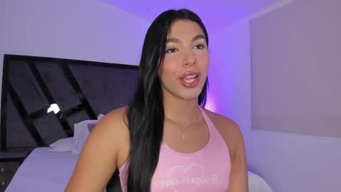 Snapshot of isabellefoxx chatting on September 27, 10:18 pm Isa online show from September 27, 10:18 pm