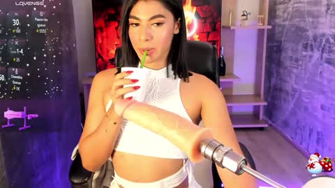 Snapshot of isabellefoxx chatting on January 24, 5:31 am Isa online show from January 24, 5:31 am