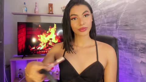Snapshot of isabellefoxx chatting on January 15, 4:57 am Isa online show from January 15, 4:57 am