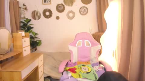 isabelliza princess online show from February 8, 7:23 am