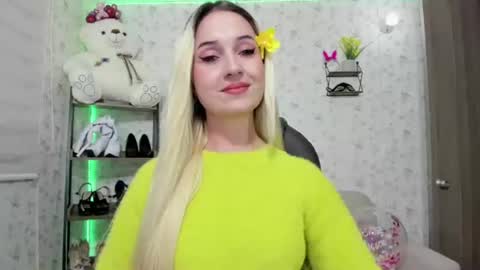 ISABELLA online show from March 27, 11:06 pm