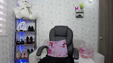 ISABELLA online show from March 21, 8:13 pm