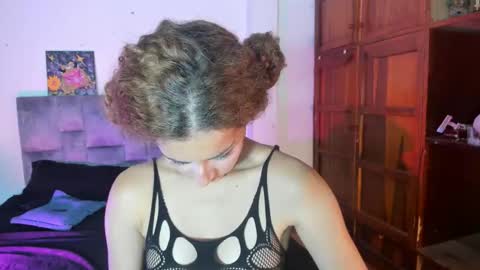 Isabela  online show from September 24, 7:15 am