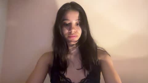 isavernee online show from October 28, 2:56 am