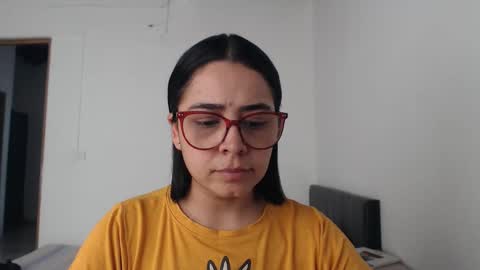 Emma online show from November 12, 3:47 pm