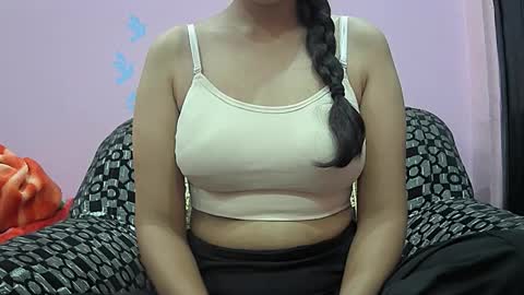 ishika_singh_ online show from October 31, 2:45 am