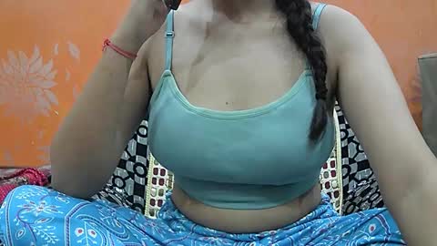 ishika_singh_ online show from September 18, 2:48 am