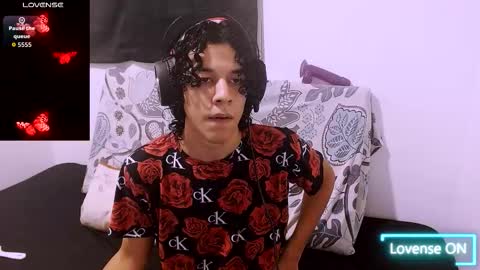 Isidro online show from December 1, 3:04 am