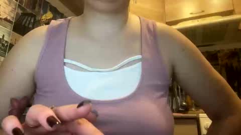 isingle_mom online show from November 10, 11:35 am