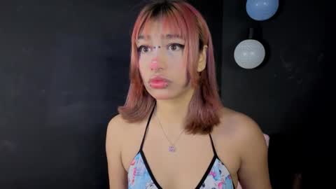 Snapshot of isisjones18 chatting on October 2, 9:30 am Isisjones18 online show from October 2, 9:30 am