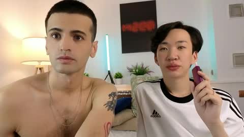 Takumi online show from April 18, 7:29 pm