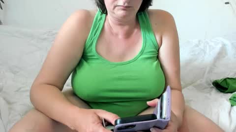 Snapshot of israelymilf chatting on March 11, 12:28 pm Marta online show from March 11, 12:28 pm
