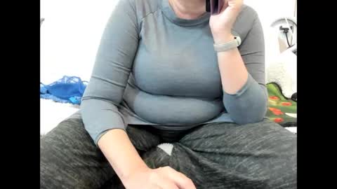 Snapshot of israelymilf chatting on December 22, 1:55 pm Marta online show from December 22, 1:55 pm