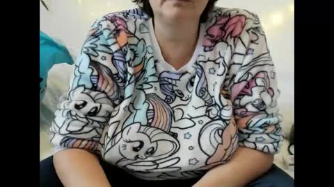 Snapshot of israelymilf chatting on February 6, 8:50 am Marta online show from February 6, 8:50 am
