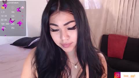 isabella p online show from November 27, 11:51 am