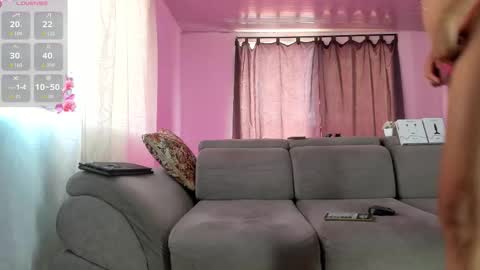 Snapshot of issalovexxx chatting on October 17, 5:17 pm Isabella online show from October 17, 5:17 pm