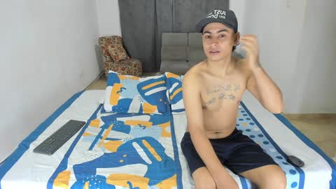 Snapshot of issalovexxx chatting on January 21, 5:38 am Isabella online show from January 21, 5:38 am