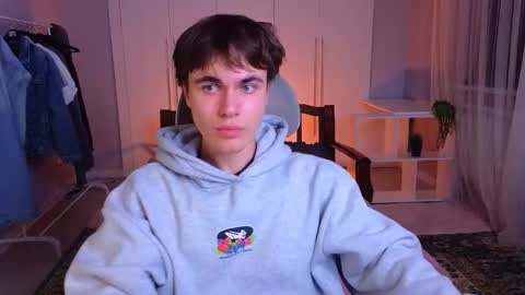 Maks online show from March 12, 1:40 pm