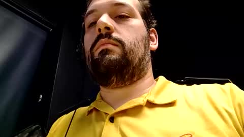 Snapshot of italianbigboy93 chatting on October 9, 8:31 am ItalianBigBoy93 online show from October 9, 8:31 am